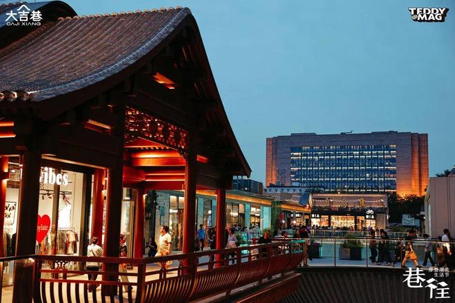 项攀登入围2025年金冰镐奖 犀牛说AG真人平台长假多地徒步遇险；中国四(图22)