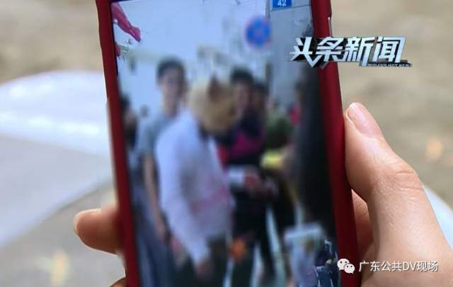 婚礼上遭众男子按倒在地非礼被伸进衣服乱摸……AG真人国际太过份了！从化女仔注意！一伴娘在(图3)