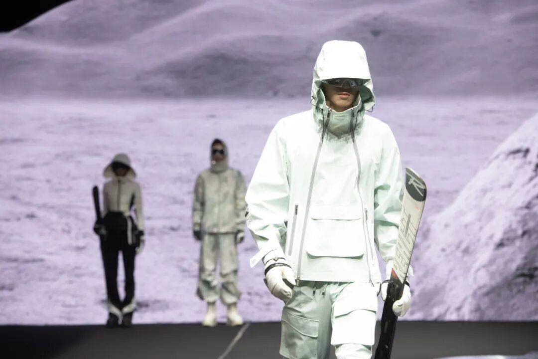 运动”展区：产品力×趋势力×体验力激活新增长引擎AG真人平台CHIC2026（春季）｜ “户外(图8)